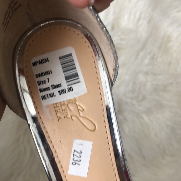 Jewel Badgley Mischka Dextra Wedge Sandals - Picture 7 of 10